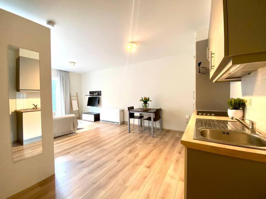 Studio Hypercentre Bruxelles Экстерьер фото